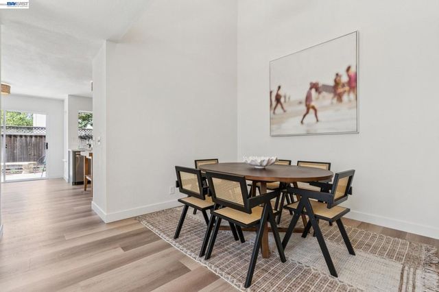 39 Benedict Ct, Alameda, CA 94502