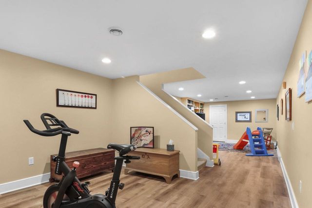 6419 Stonefield Road, Middleton, WI 53562