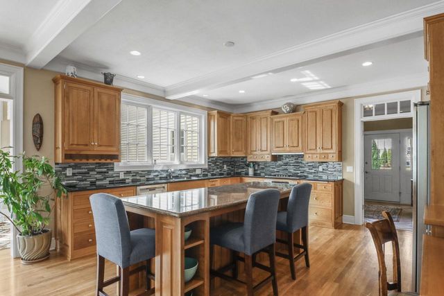 6419 Stonefield Road, Middleton, WI 53562