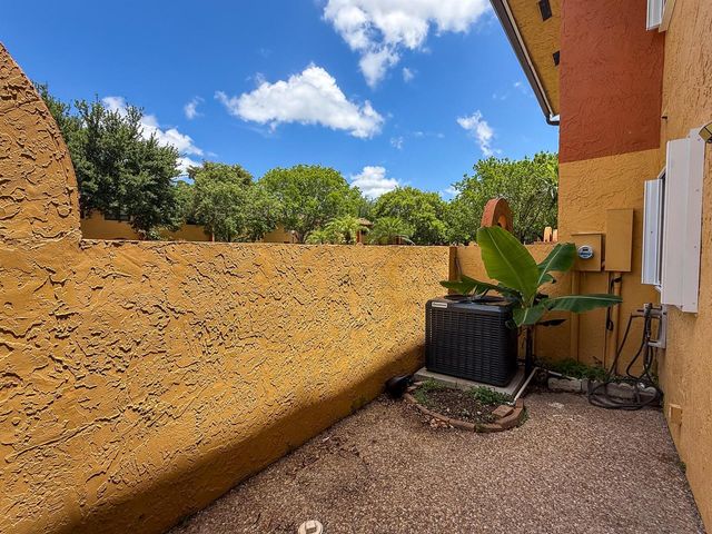 4567 NW 90th Avenue, Sunrise, FL 33351