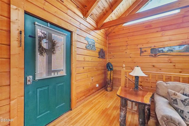 1751 Mountain Shadows Way, Gatlinburg, TN 37738