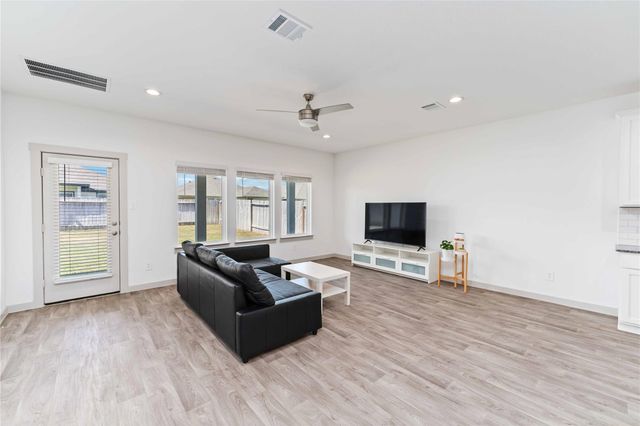 10610 Kings River Drive, Rosharon, TX 77583