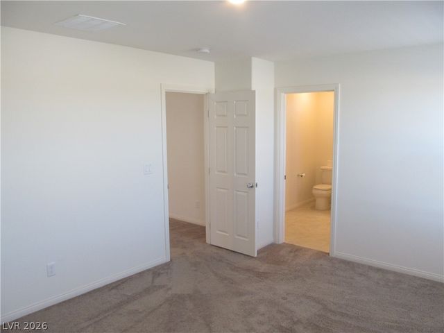 7026 Dandelion Park Avenue, Las Vegas, NV 89113