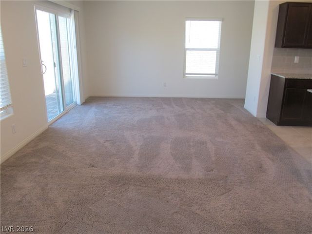 7026 Dandelion Park Avenue, Las Vegas, NV 89113
