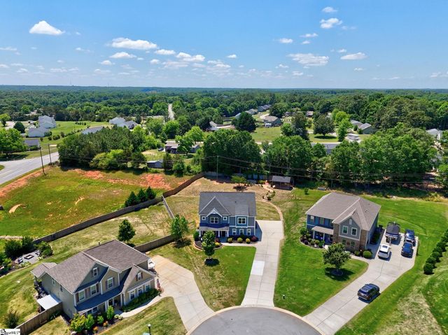 504 Heirloom Court, Easley, SC 29642