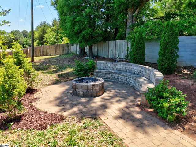504 Heirloom Court, Easley, SC 29642