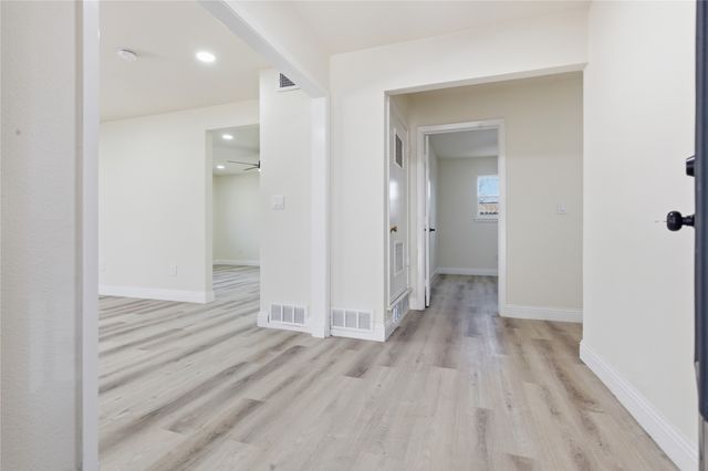 608 W Redbud Drive, Hurst, TX 76053