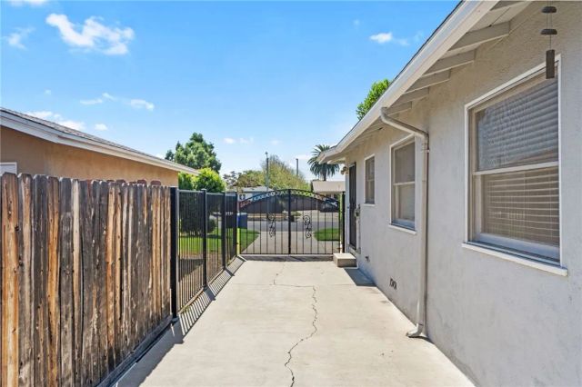 5433 Rochester Street, Riverside, CA 92504