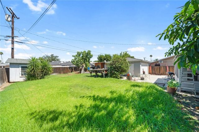 5433 Rochester Street, Riverside, CA 92504