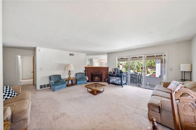 5433 Rochester Street, Riverside, CA 92504