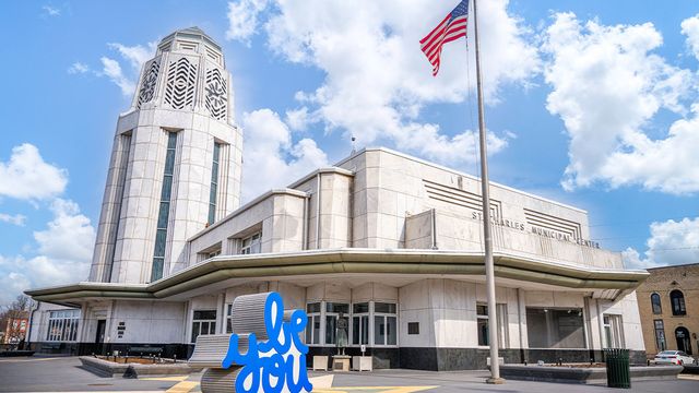 269 Canal Drive, St. Charles, IL 60174