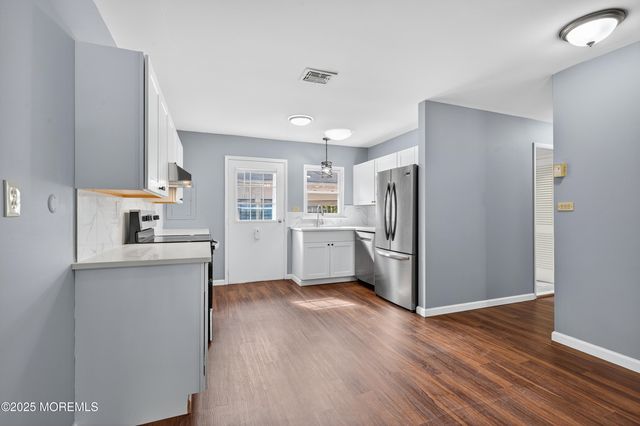 72F Dorchester Drive, Lakewood, NJ 08701