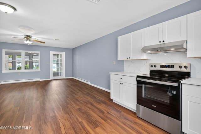 72F Dorchester Drive, Lakewood, NJ 08701