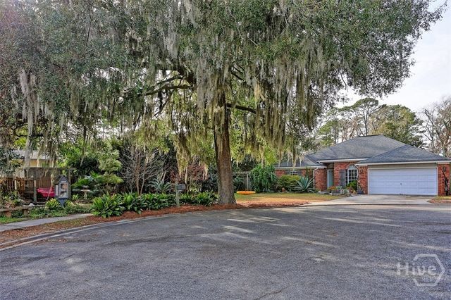 146 Chapel Drive, Savannah, GA 31406