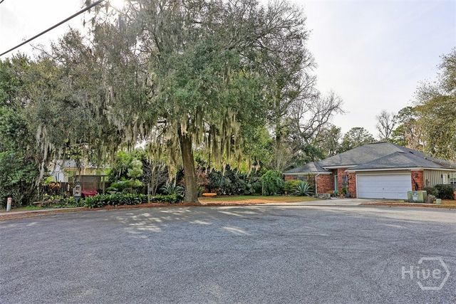 146 Chapel Drive, Savannah, GA 31406