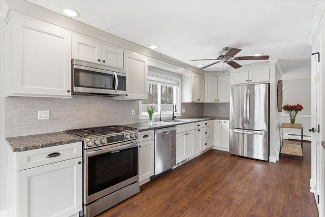 187 Pike Street, Tewksbury, MA 01876