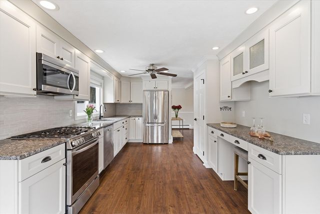 187 Pike Street, Tewksbury, MA 01876