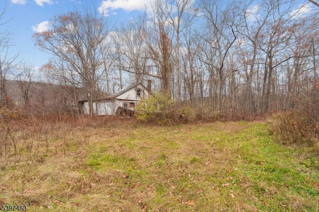 6 Woodlawn Ave, Frankford Twp., NJ 07826