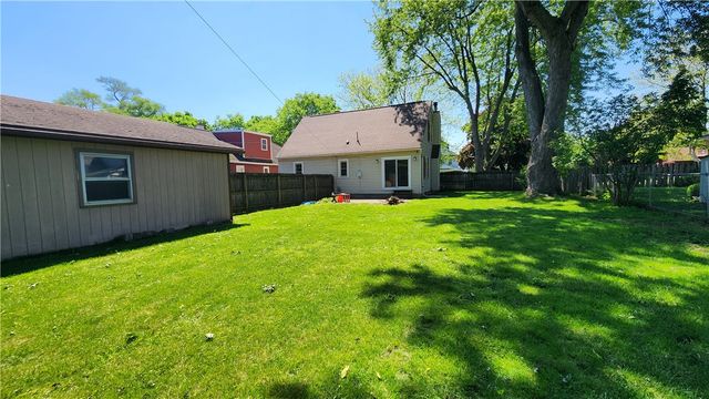 263 Crestwood Boulevard, Gates, NY 14624
