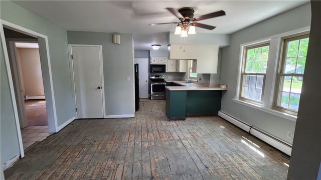 263 Crestwood Boulevard, Gates, NY 14624