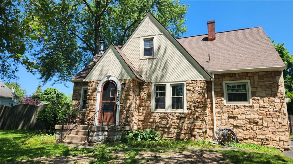 263 Crestwood Boulevard, Gates, NY 14624