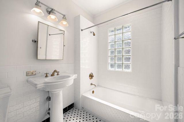 2334 E 7th Street, Charlotte, NC 28204
