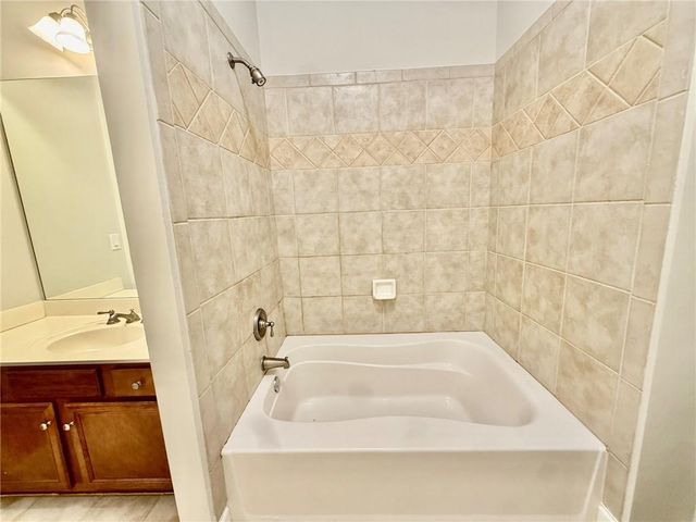 3044 Stone Gate Drive NE, Atlanta, GA 30324