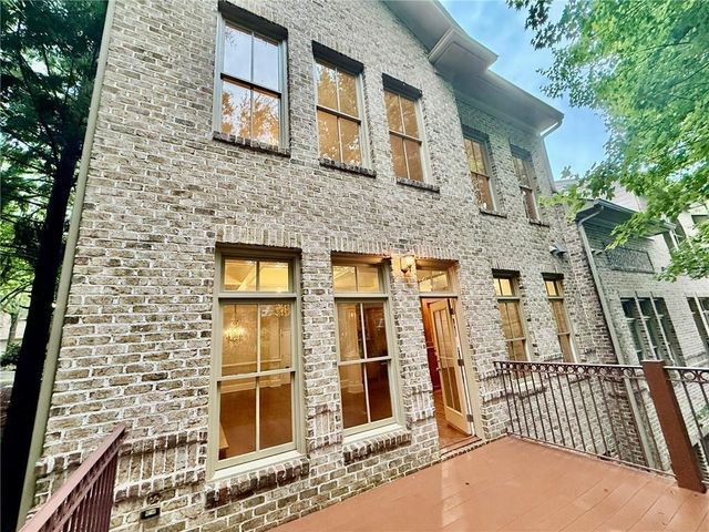 3044 Stone Gate Drive NE, Atlanta, GA 30324
