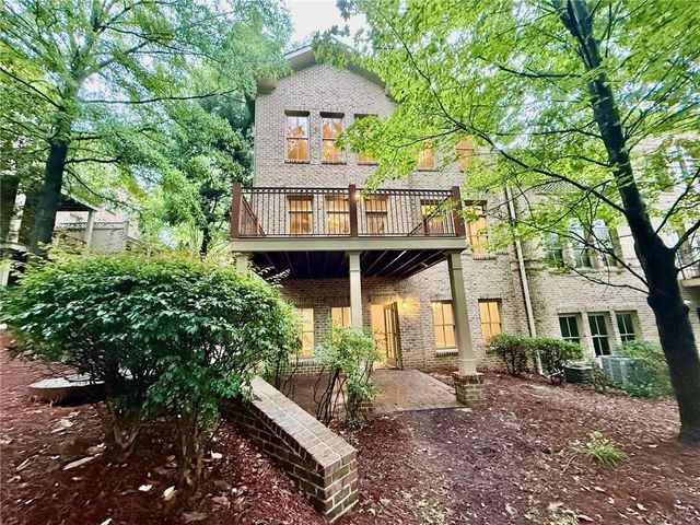3044 Stone Gate Drive NE, Atlanta, GA 30324