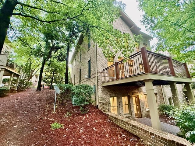 3044 Stone Gate Drive NE, Atlanta, GA 30324