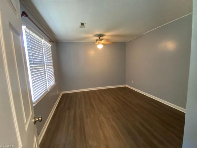 2413 Sandy Court, Kernersville, NC 27284