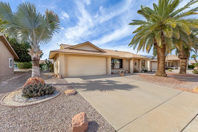 18014 N 136TH Avenue, Sun City West, AZ 85375