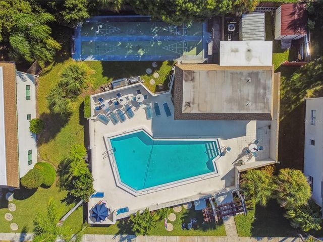 2750 E BAY DRIVE 12B, Largo, FL 33771