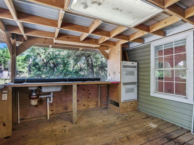 3861 CR 519, Coleman, FL 33521