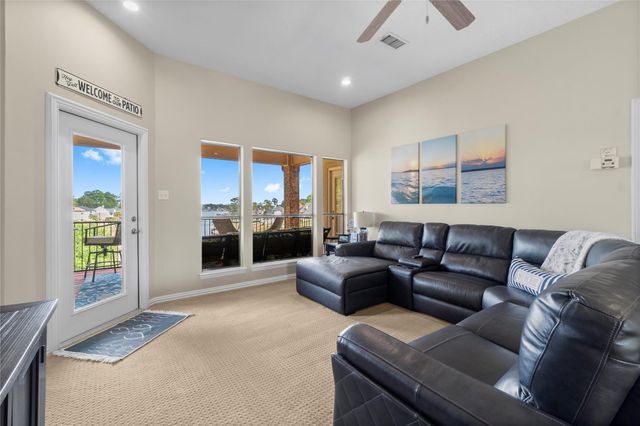 18818 E Cool Breeze Lane, Montgomery, TX 77356