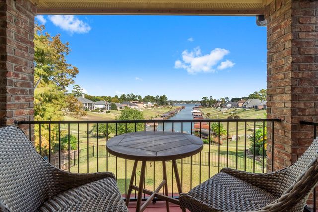 18818 E Cool Breeze Lane, Montgomery, TX 77356