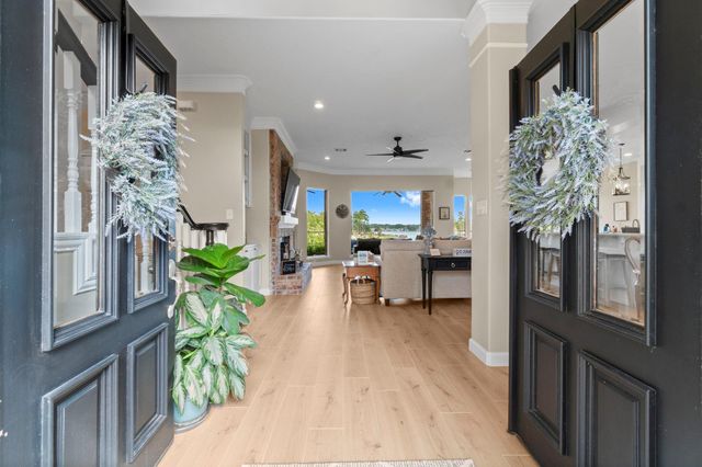 18818 E Cool Breeze Lane, Montgomery, TX 77356