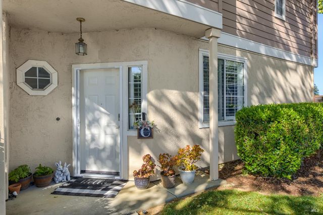 130 Manchester Dr, Fairfield, CA 94533