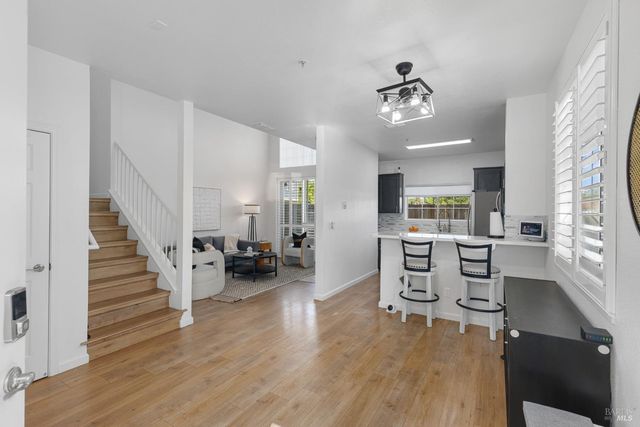 130 Manchester Dr, Fairfield, CA 94533