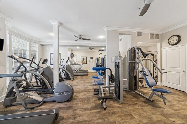 5353 Memorial Drive 1017, Houston, TX 77007
