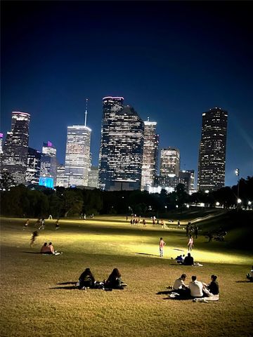 5353 Memorial Drive 1017, Houston, TX 77007