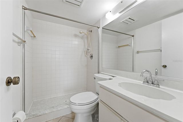 646 BIRD BAY DRIVE E 201, Venice, FL 34285