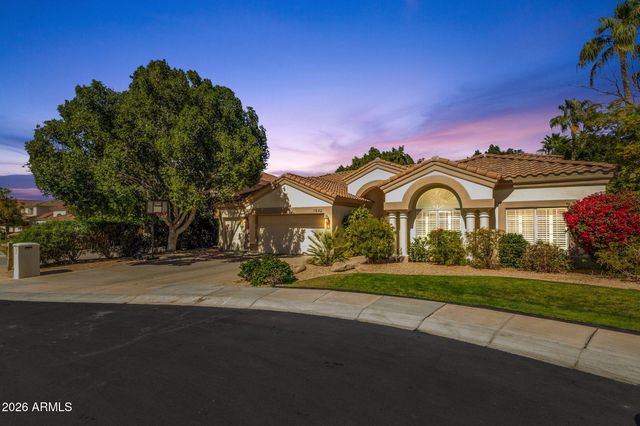 1542 E CATAMARAN Drive, Gilbert, AZ 85234