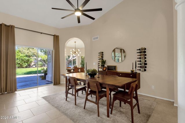 1542 E CATAMARAN Drive, Gilbert, AZ 85234