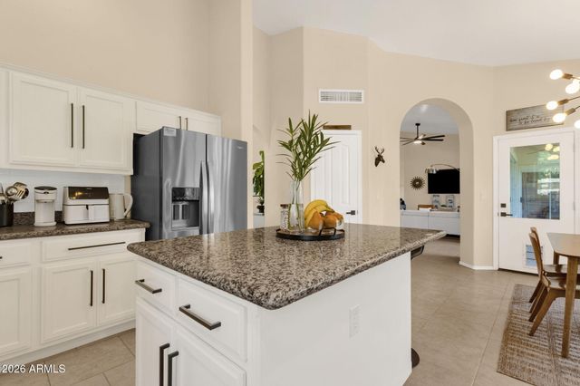 1542 E CATAMARAN Drive, Gilbert, AZ 85234