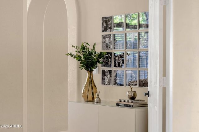 1542 E CATAMARAN Drive, Gilbert, AZ 85234