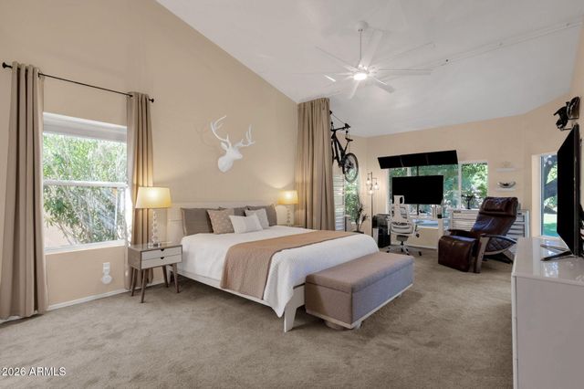 1542 E CATAMARAN Drive, Gilbert, AZ 85234