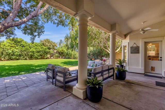 1542 E CATAMARAN Drive, Gilbert, AZ 85234