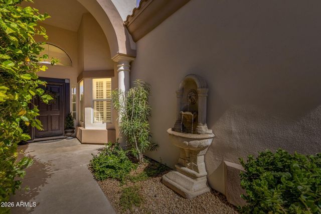 1542 E CATAMARAN Drive, Gilbert, AZ 85234