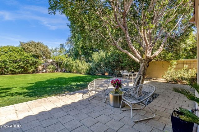 1542 E CATAMARAN Drive, Gilbert, AZ 85234